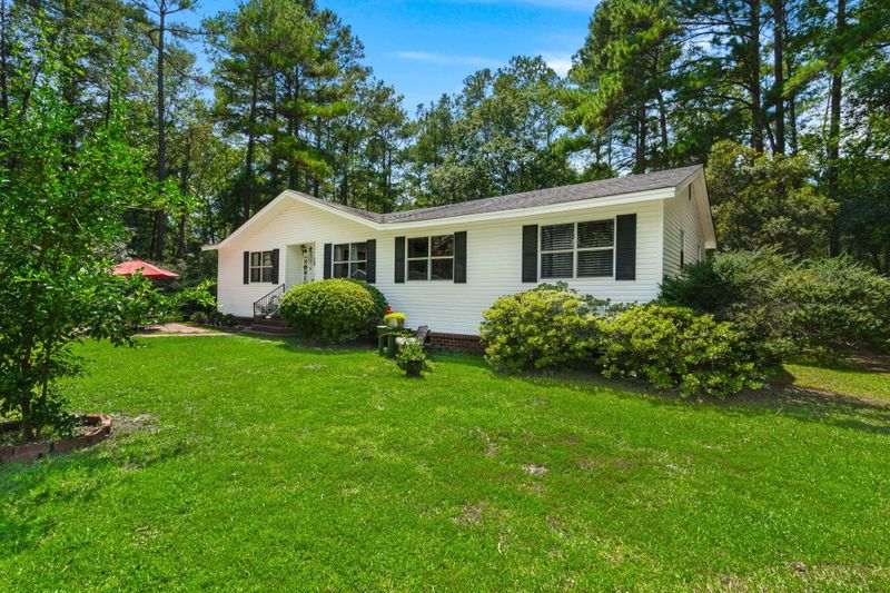 1387 Jedburg Rd, Summerville, SC 29486
