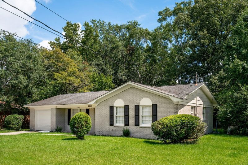 4424 Logwood Dr, Ladson, SC 29456