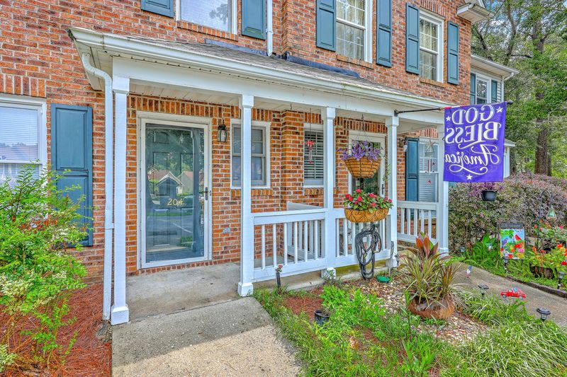 204 Reserve Way, Summerville, SC 29485