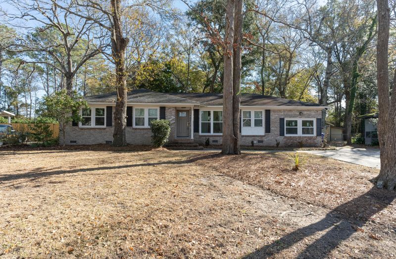 1239 Wappetaw Pl, Mount Pleasant, SC 29464