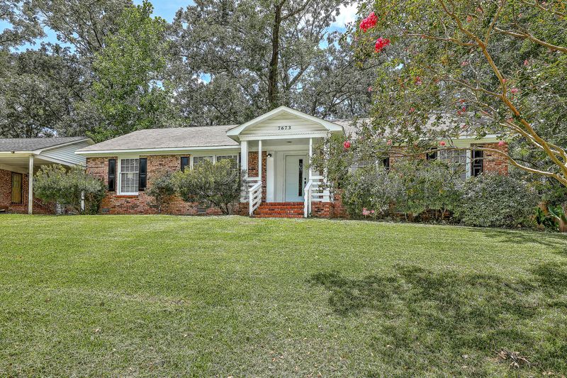 7673 Hillandale Rd, North Charleston, SC 29420