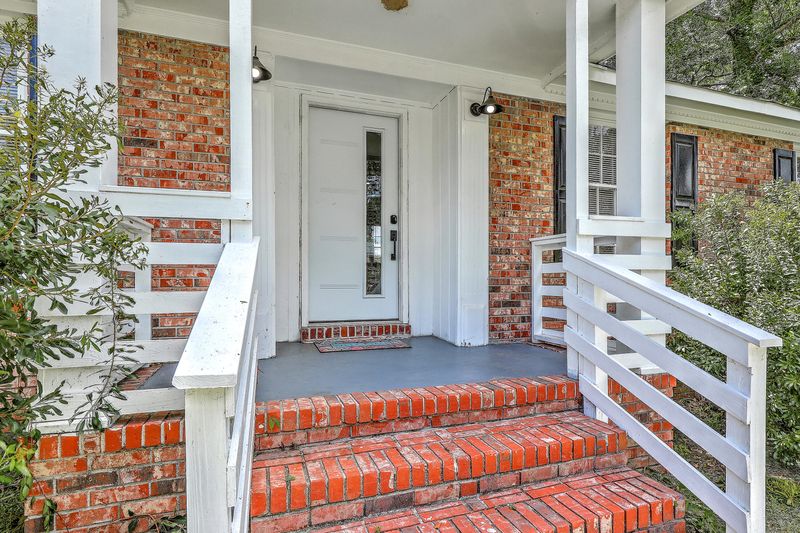 7673 Hillandale Rd, North Charleston, SC 29420