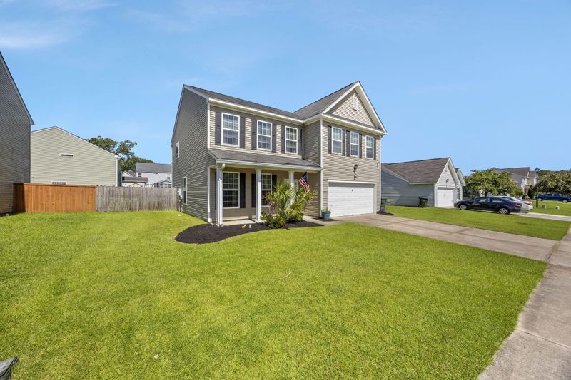 243 Donatella Dr, Goose Creek, SC 29445
