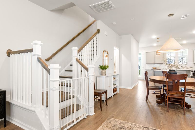 567 Blueway Ave, Summerville, SC 29486