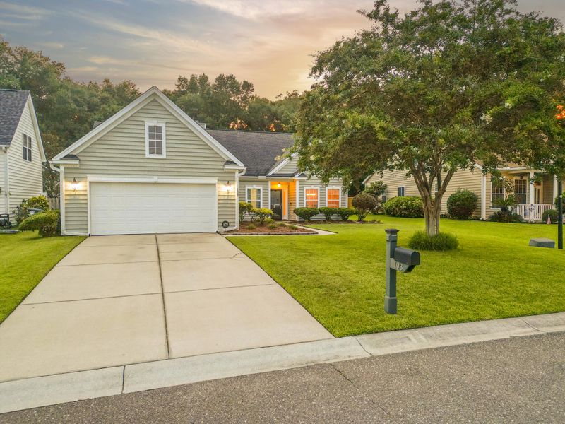 103 Back Tee Cir, Summerville, SC 29485