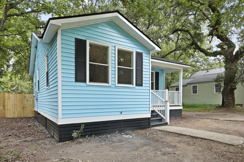 2666 Bennett Yard Rd, North Charleston, SC 29405