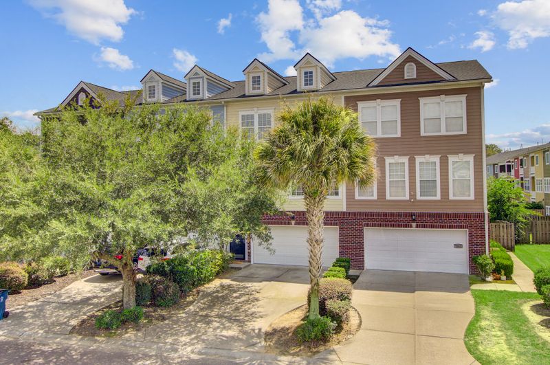 9204 Southern Oak Ln, Ladson, SC 29456