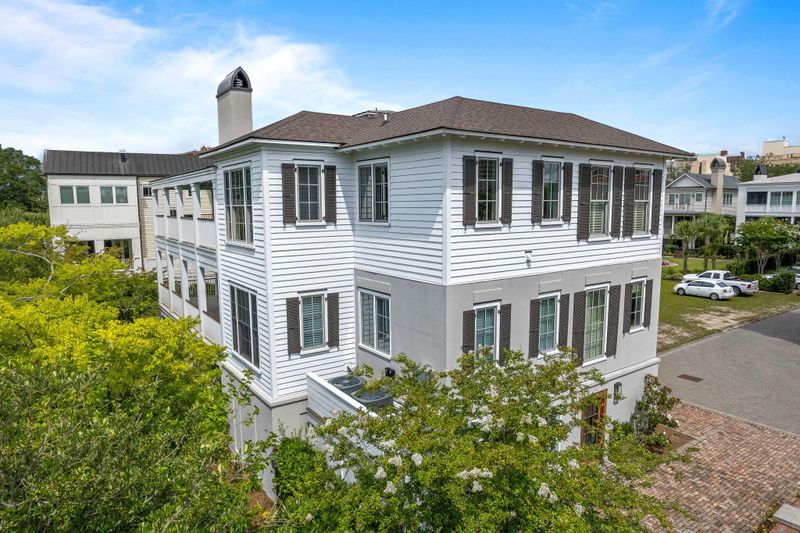 55 Barre St #B, Charleston, SC 29401