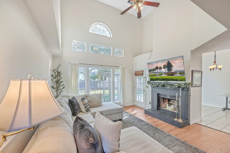 111 Jarett Rd, Summerville, SC 29485