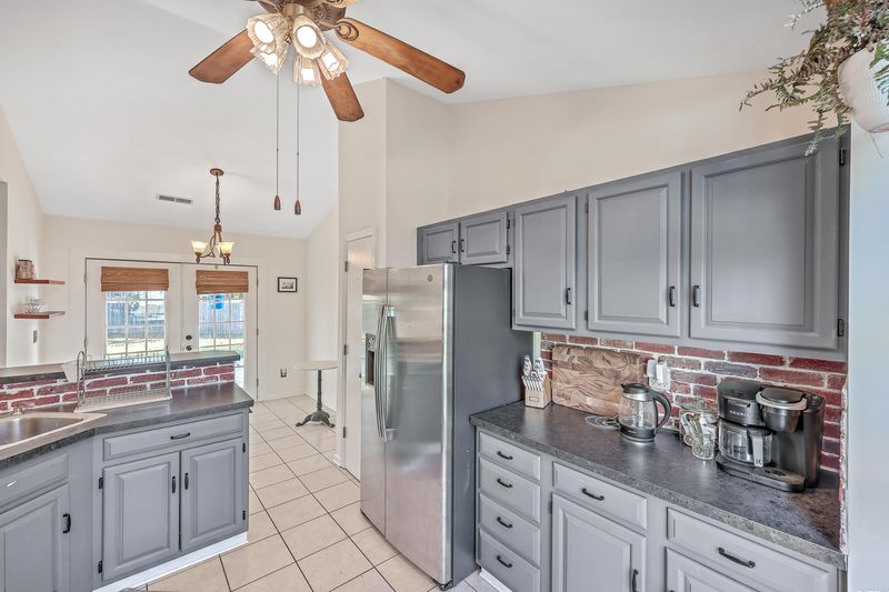 111 Jarett Rd, Summerville, SC 29485
