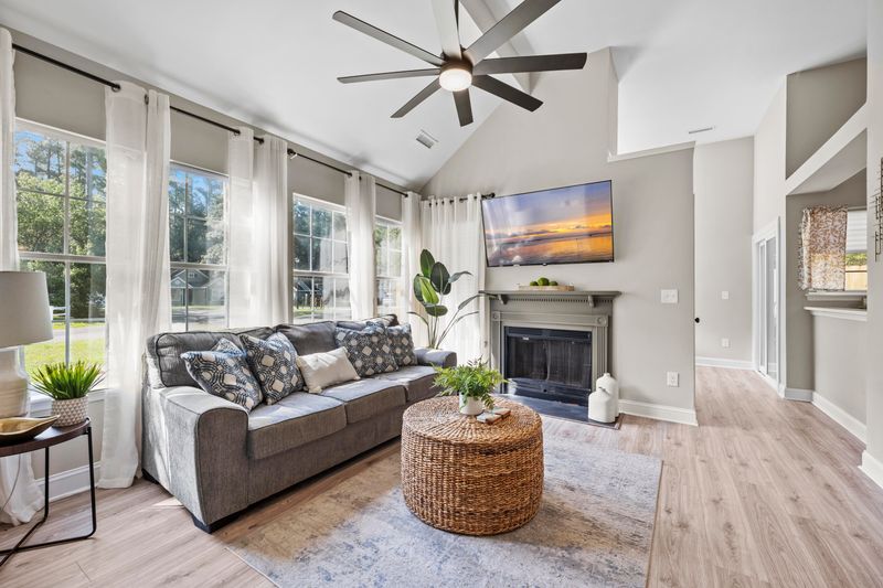 101 Trellis Ct, Summerville, SC 29486