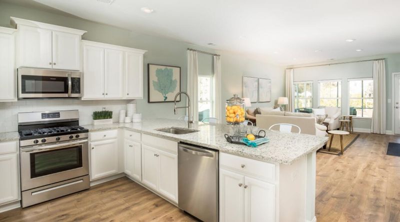 211 Callibluff Dr, Summerville, SC 29486