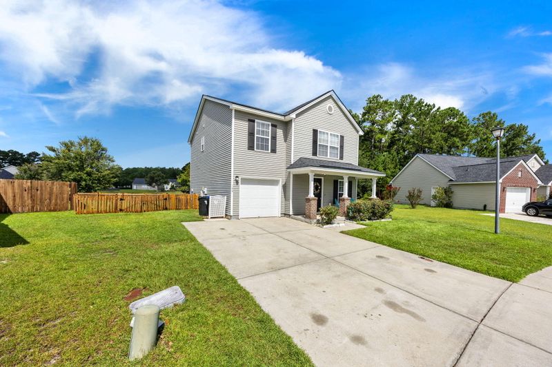 106 Cranston Ln, Summerville, SC 29483