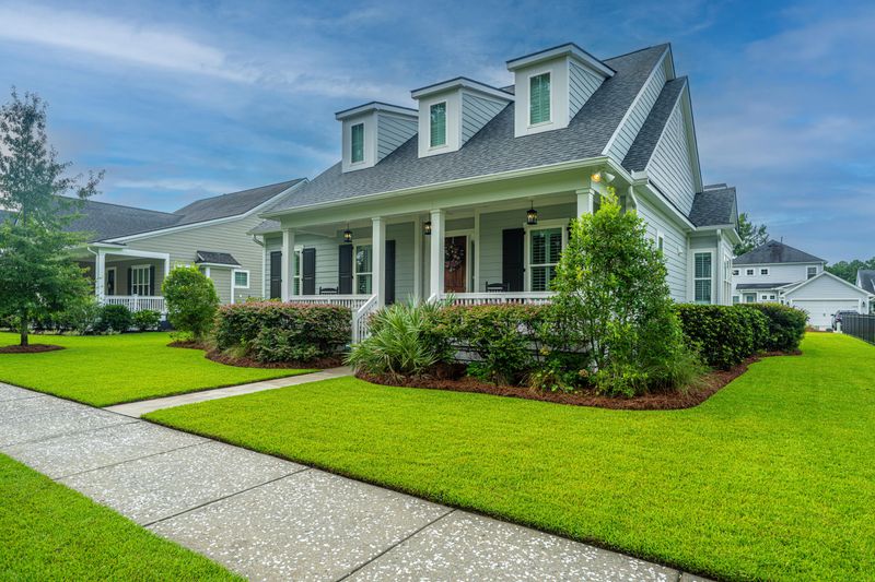 3984 Berberis Ln, Ravenel, SC 29470