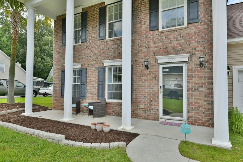 7917 New Ryder Rd, North Charleston, SC 29406