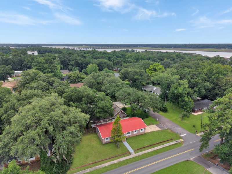 4644 Winona St, North Charleston, SC 29405