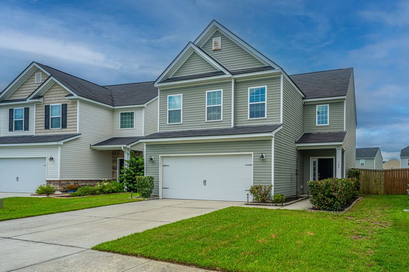 789 Redbud Ln, Summerville, SC 29486