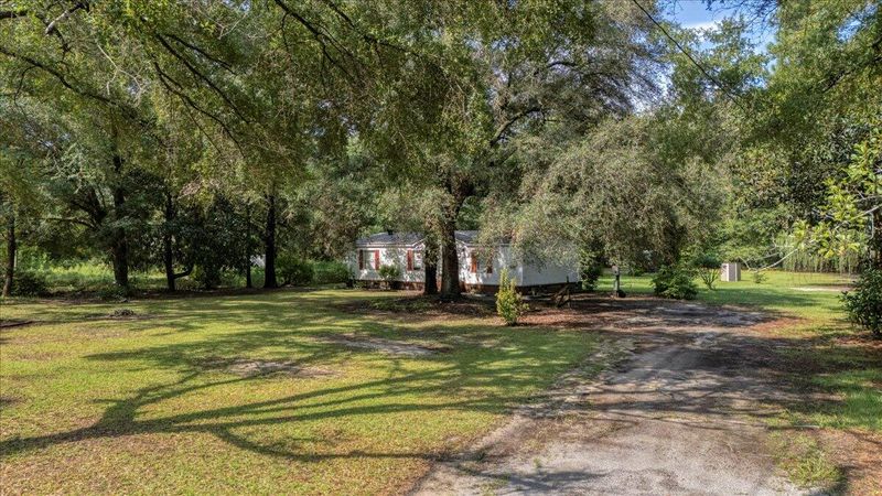 147 Sandpit Dr, Ridgeville, SC 29472