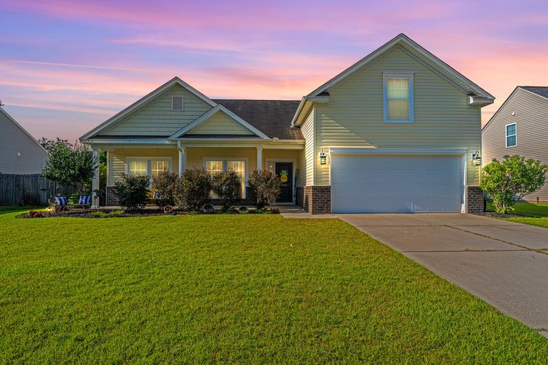 8004 Indian Hill Dr, Hanahan, SC 29410