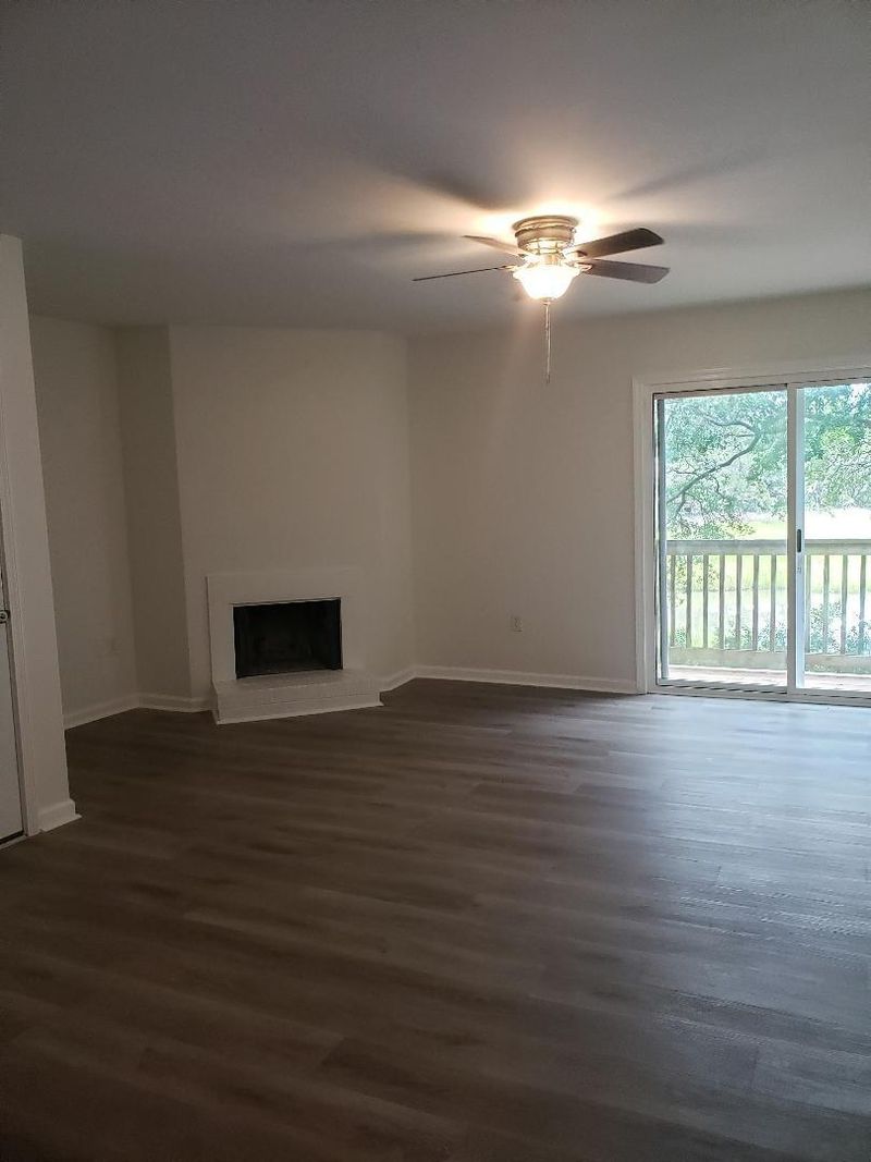 1402 Camp Rd #12h, James Island, SC 29412