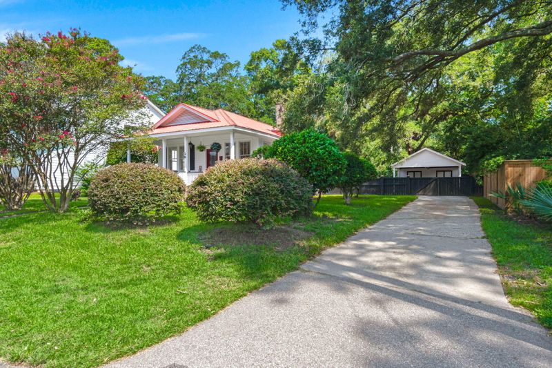 29 Wedgepark Rd, Charleston, SC 29407