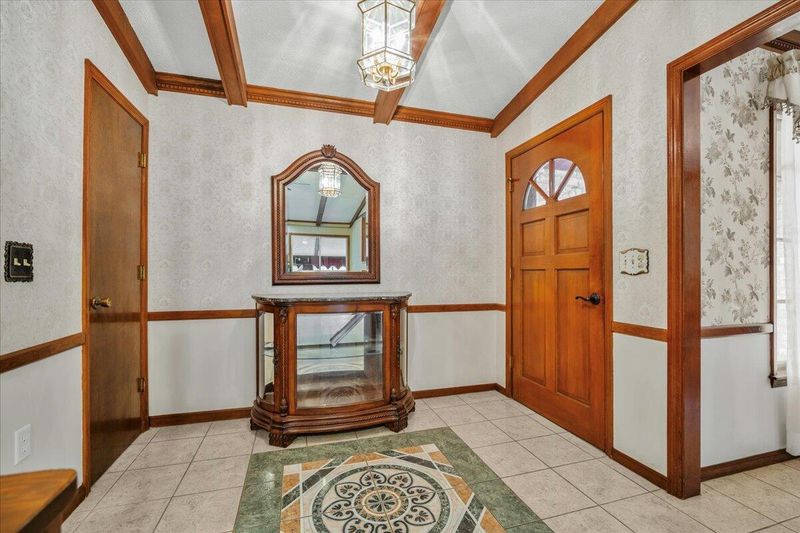 153 N Lakeshore Dr, Goose Creek, SC 29445
