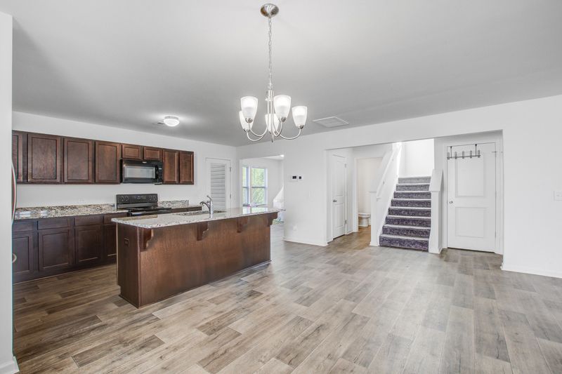 427 Thoroughbred Dr, Moncks Corner, SC 29461