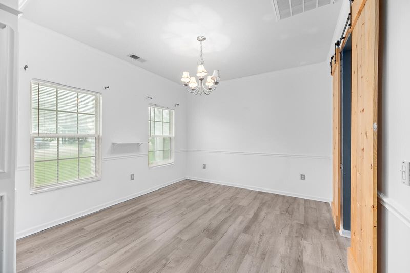 1034 Whitlow Blvd, Summerville, SC 29483