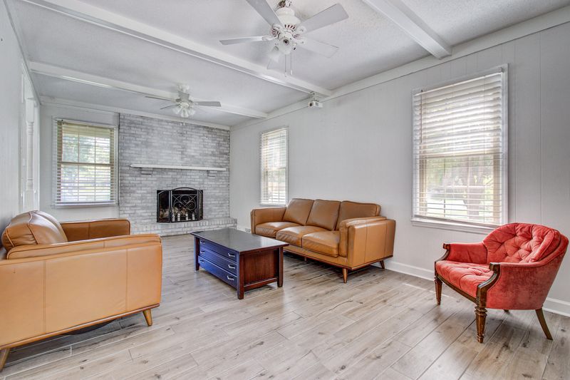 100 Cobley Pl, Summerville, SC 29485