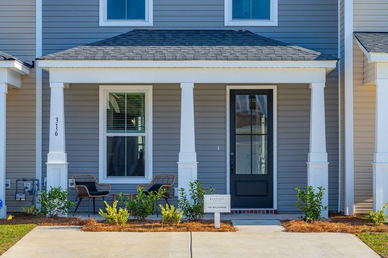 203 Harding Ln, Goose Creek, SC 29445
