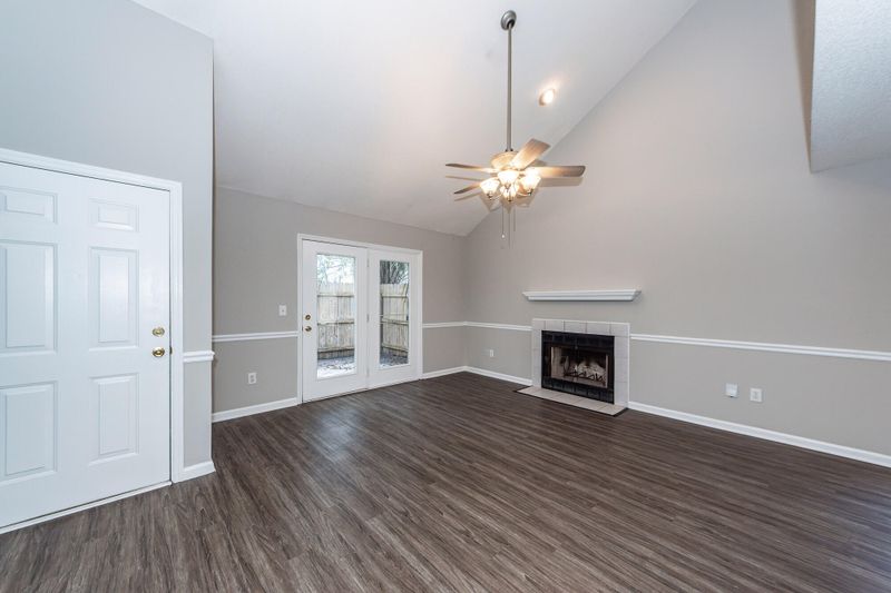 1 Maplecrest Dr, Charleston, SC 29412