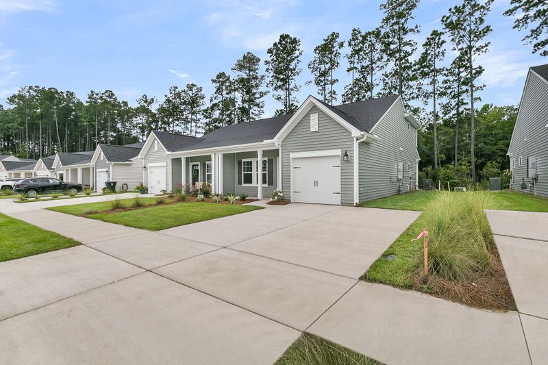 954 Dusk Dr, Summerville, SC 29486