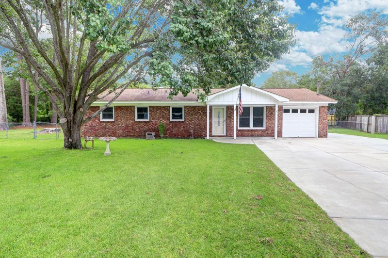 108 Robin Ct, Summerville, SC 29485