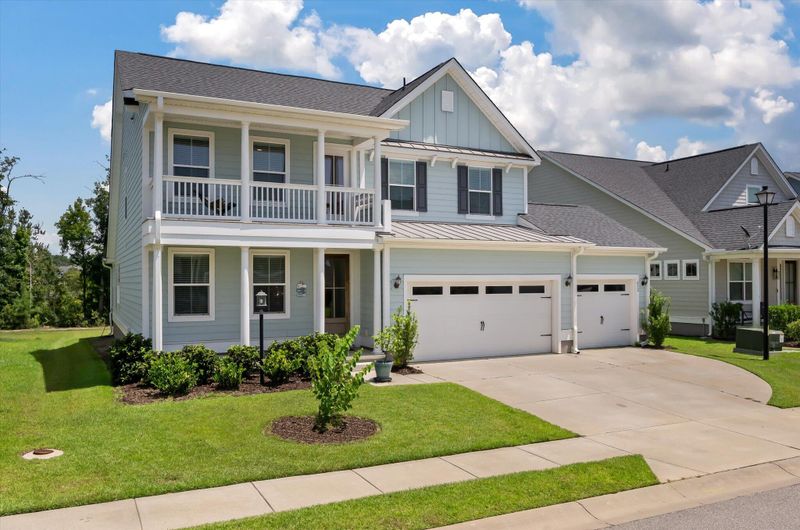 612 Black Pine Rd, Moncks Corner, SC 29461