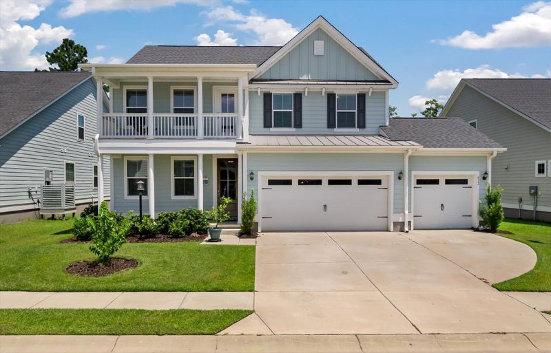 612 Black Pine Rd, Moncks Corner, SC 29461
