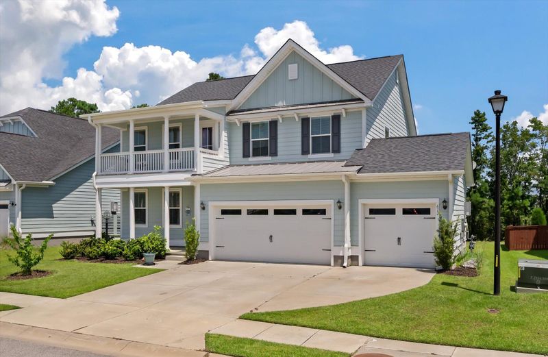 612 Black Pine Rd, Moncks Corner, SC 29461