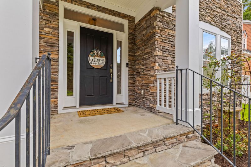258 Carolinian Dr, Summerville, SC 29485