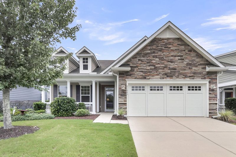 1007 Central Ponds Dr, Summerville, SC 29483