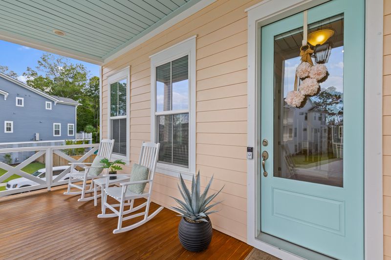 325 Blowing Fresh Dr, Charleston, SC 29492
