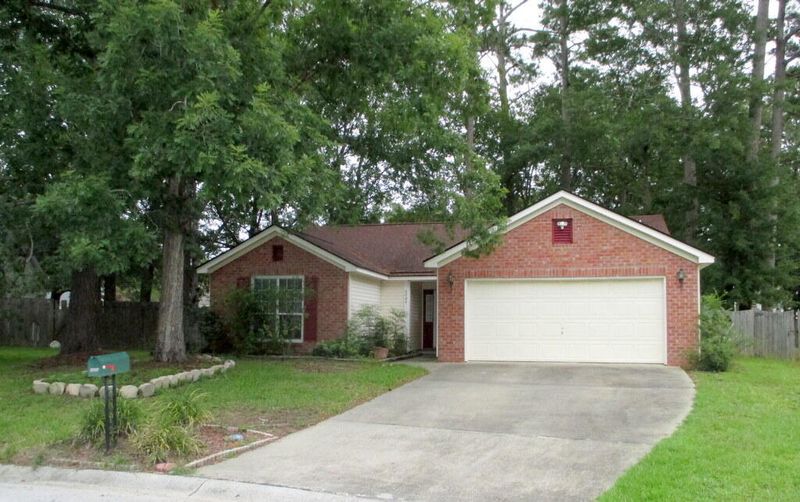 8404 Battle Forest Dr, North Charleston, SC 29420