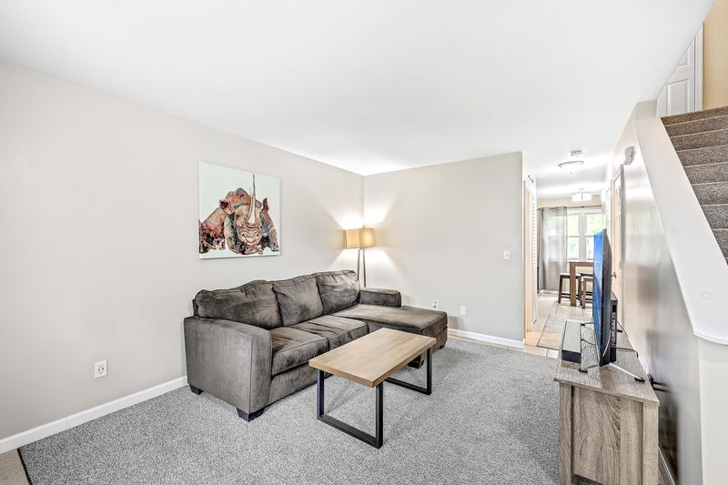 292 Fleming Rd #B, Charleston, SC 29412