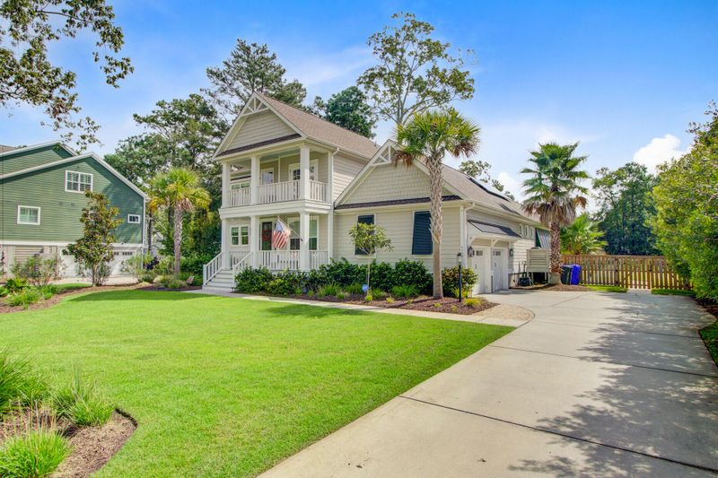 490 Woodspring Rd, Mount Pleasant, SC 29466