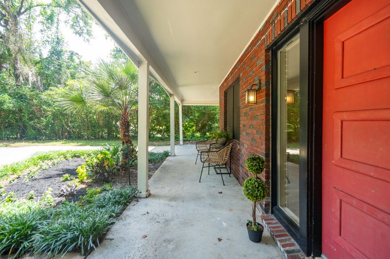 1181 S Park Pl, North Charleston, SC 29405