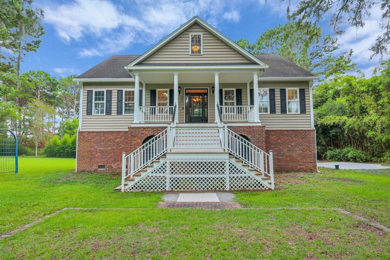 2595 Royal Oak Dr, Johns Island, SC 29455