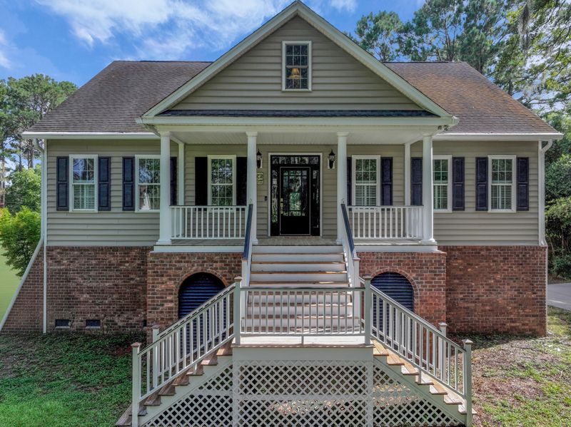 2595 Royal Oak Dr, Johns Island, SC 29455