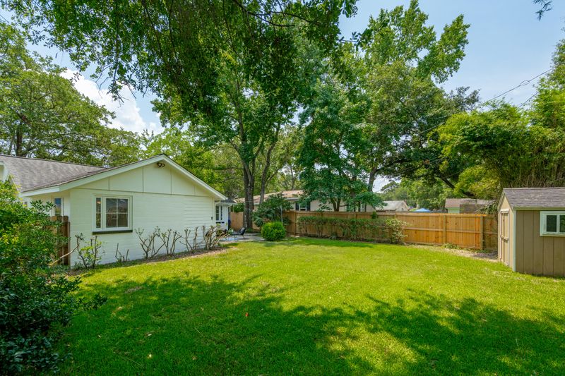8 Tovey Rd, Charleston, SC 29407