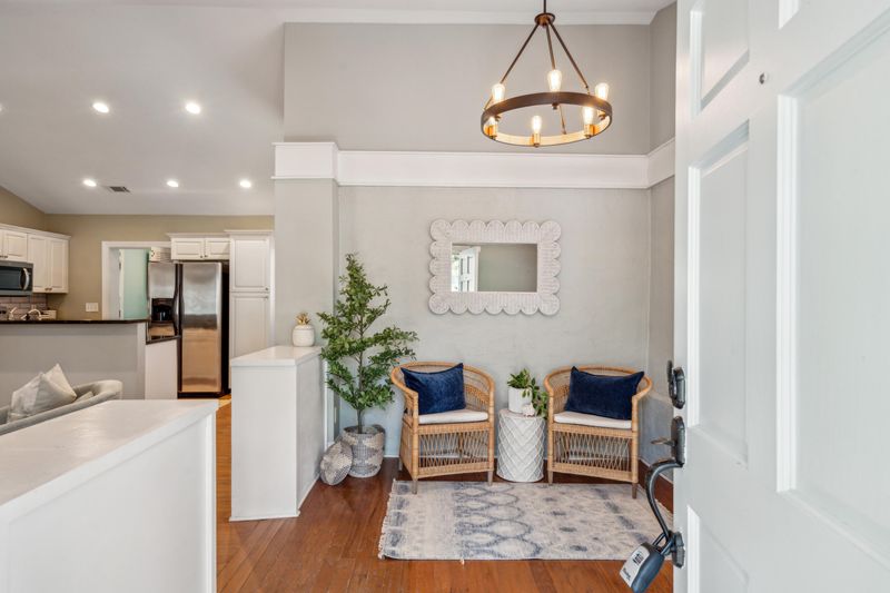 8 Tovey Rd, Charleston, SC 29407