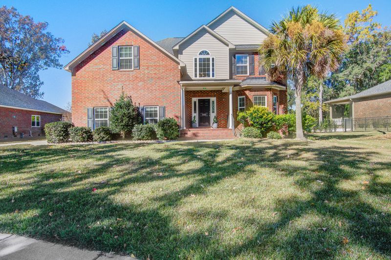 5523 Sageborough Dr, North Charleston, SC 29420