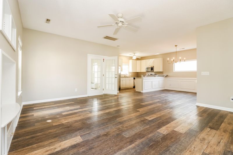 180 Jupiter Ln, Summerville, SC 29483