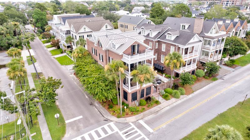 46 Halsey Blvd, Charleston, SC 29401